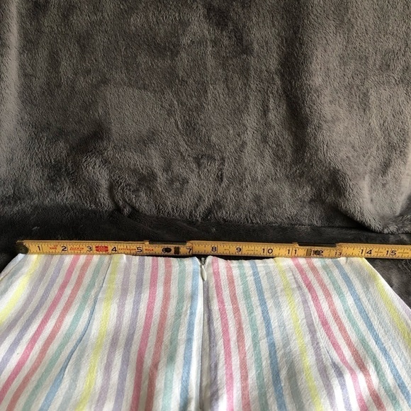 𝅺FOREVER‎ 21 Y2K Pastel colors with buttons mini skirt size small #s1131 - Picture 4 of 6